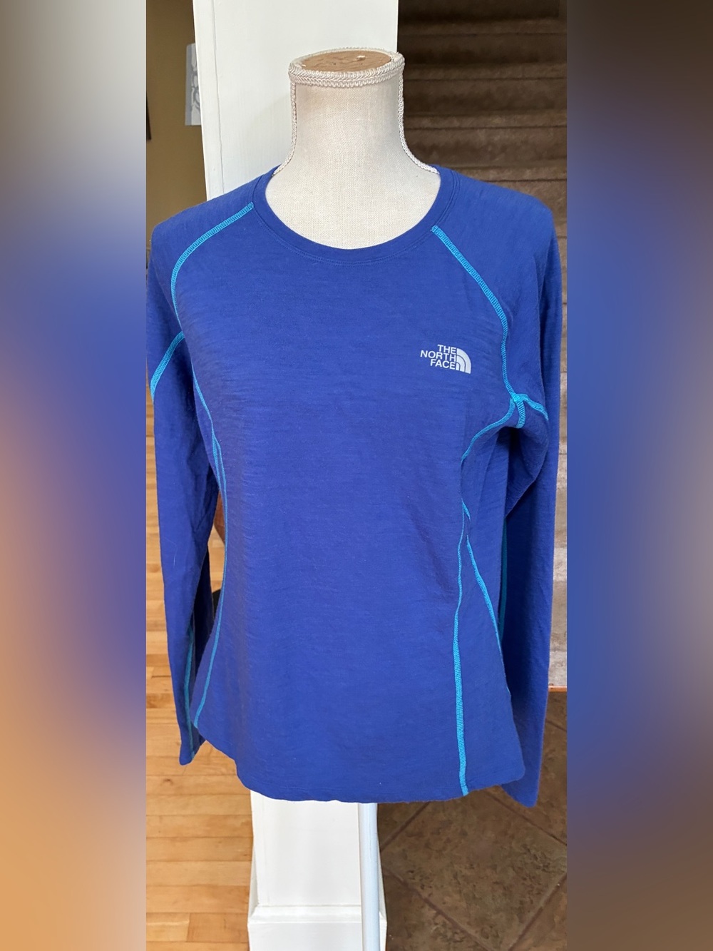 The North Women’s Flight Series Running Top in Purple With Turquoise Stitching